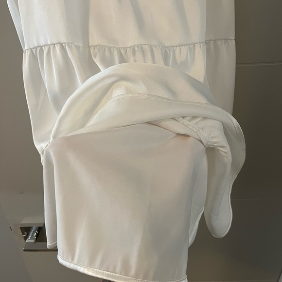 White Simons Dress - Picture 2 of 5